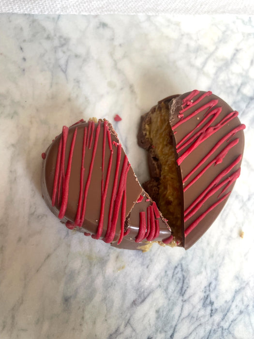 Dubai Chocolate Heart (Pistachio Knafeh)